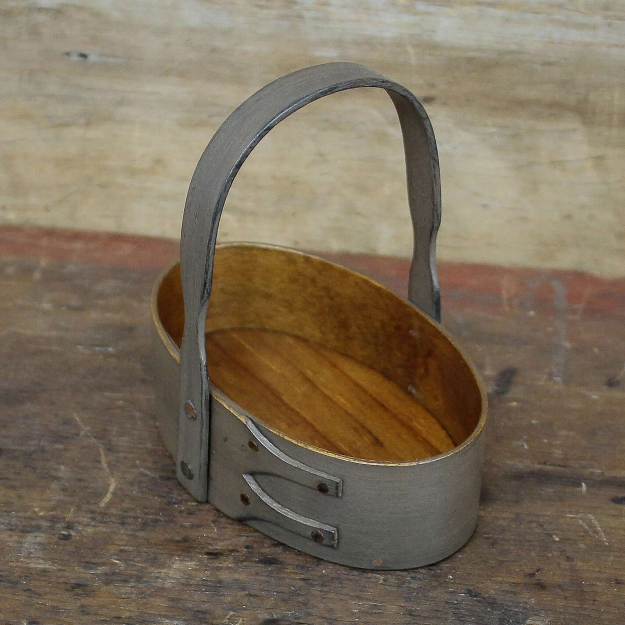 Shaker Oval Carrier, LeHay's Shaker Boxes