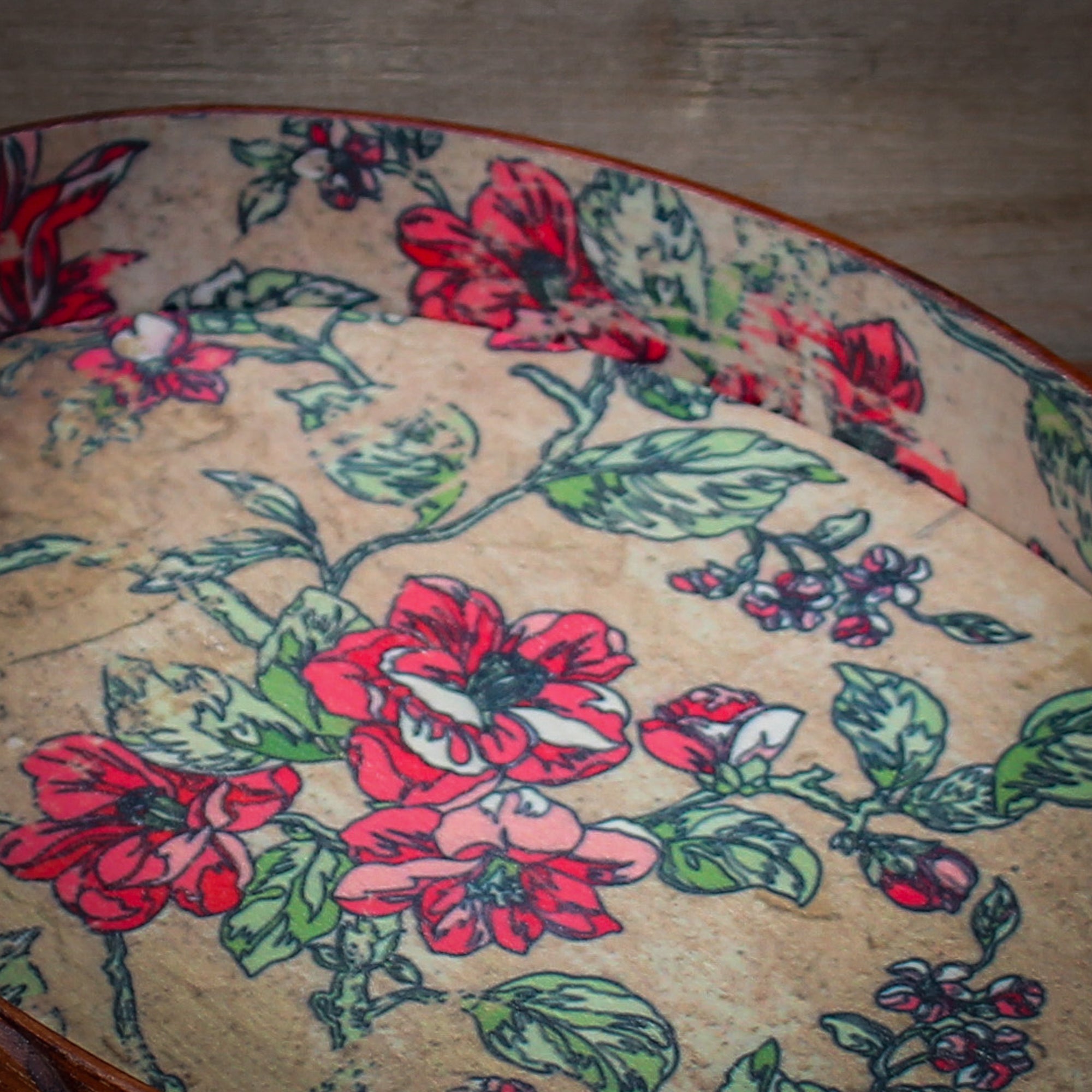 Paper-Lined Shaker Boxes