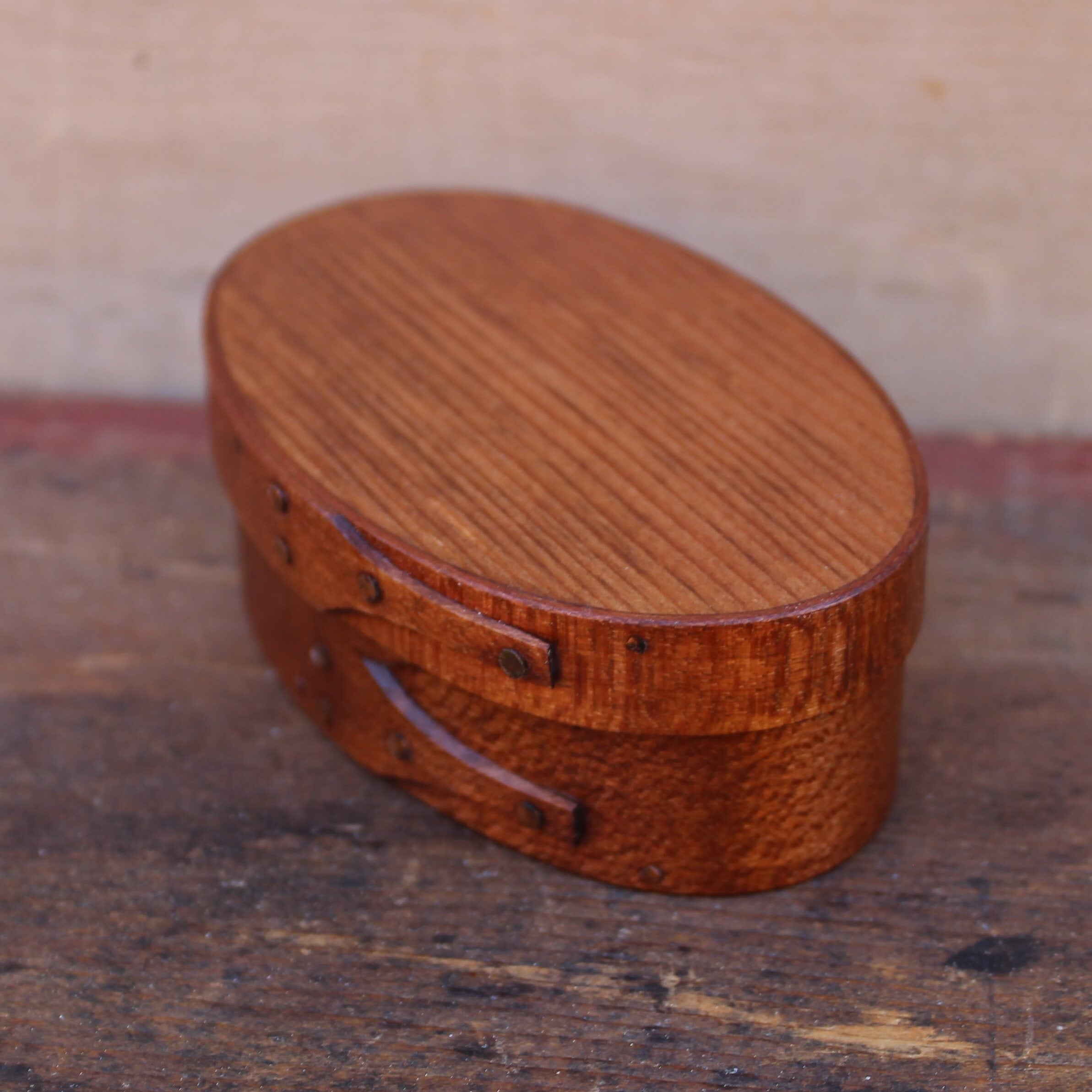 Size #0 Oval Box, Antiqued Natural Finish
