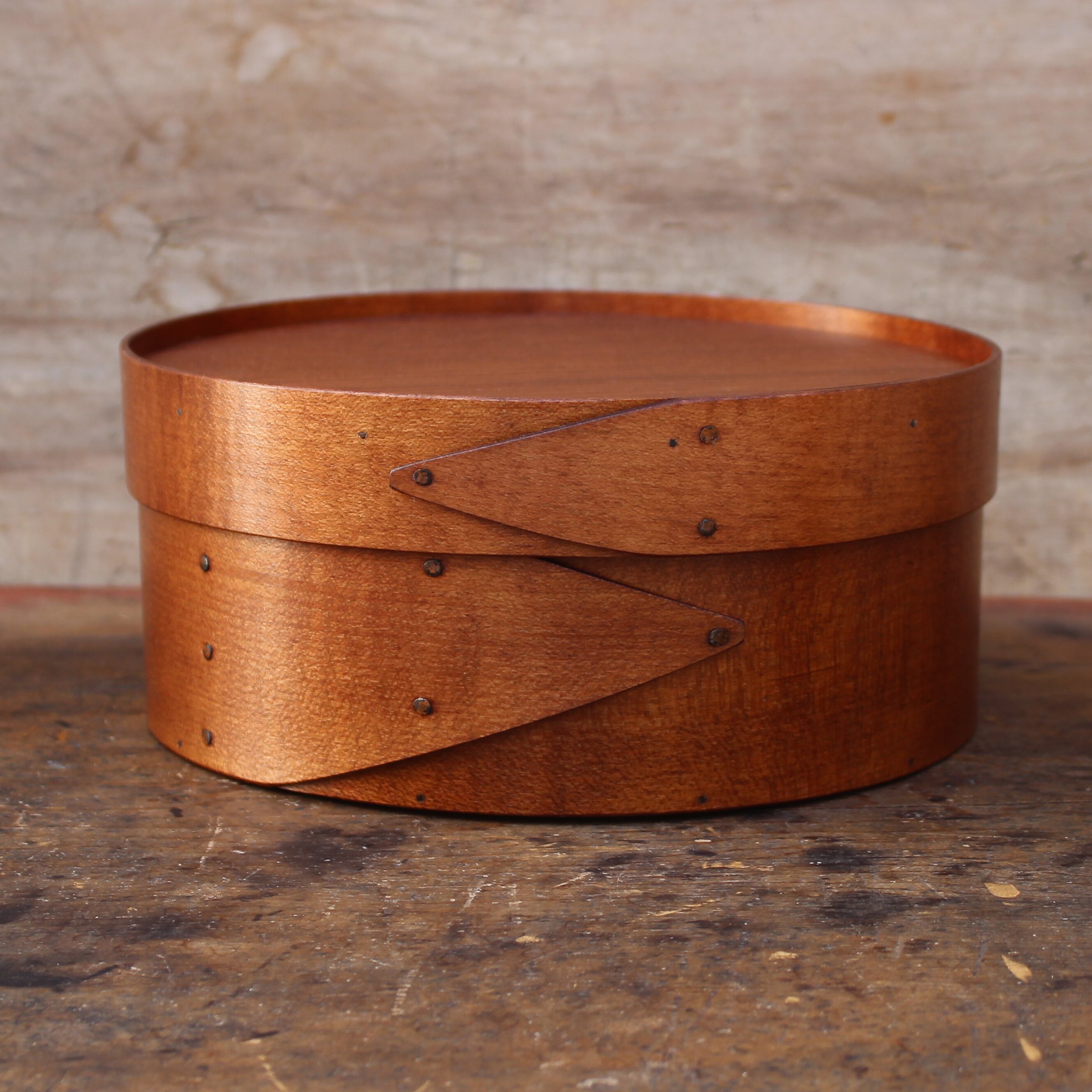 8" Round Recessed Lid Box, Antiqued Natural Finish