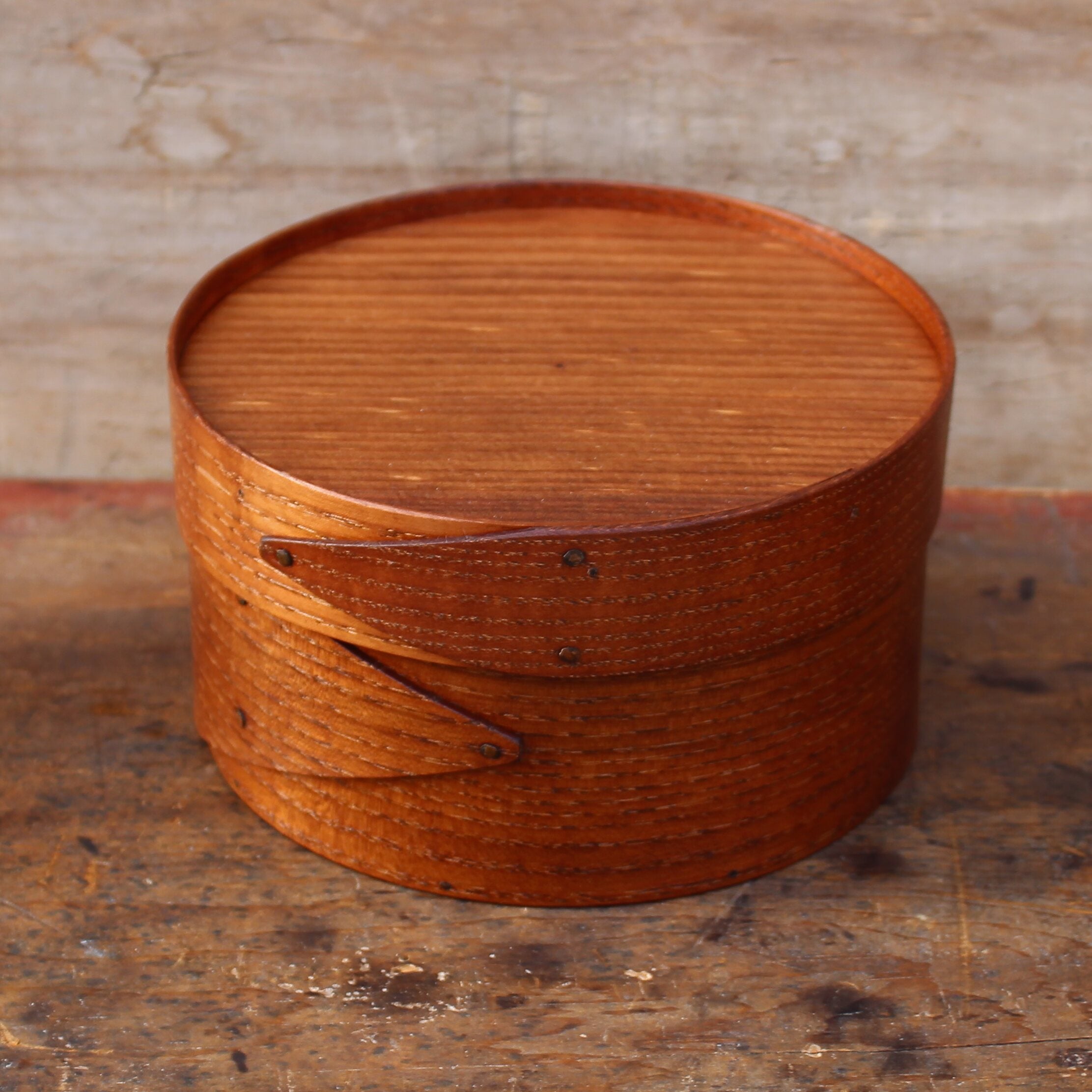 6" Round Box with Recessed Lid — Ash Band, Antiqued Natural Finish