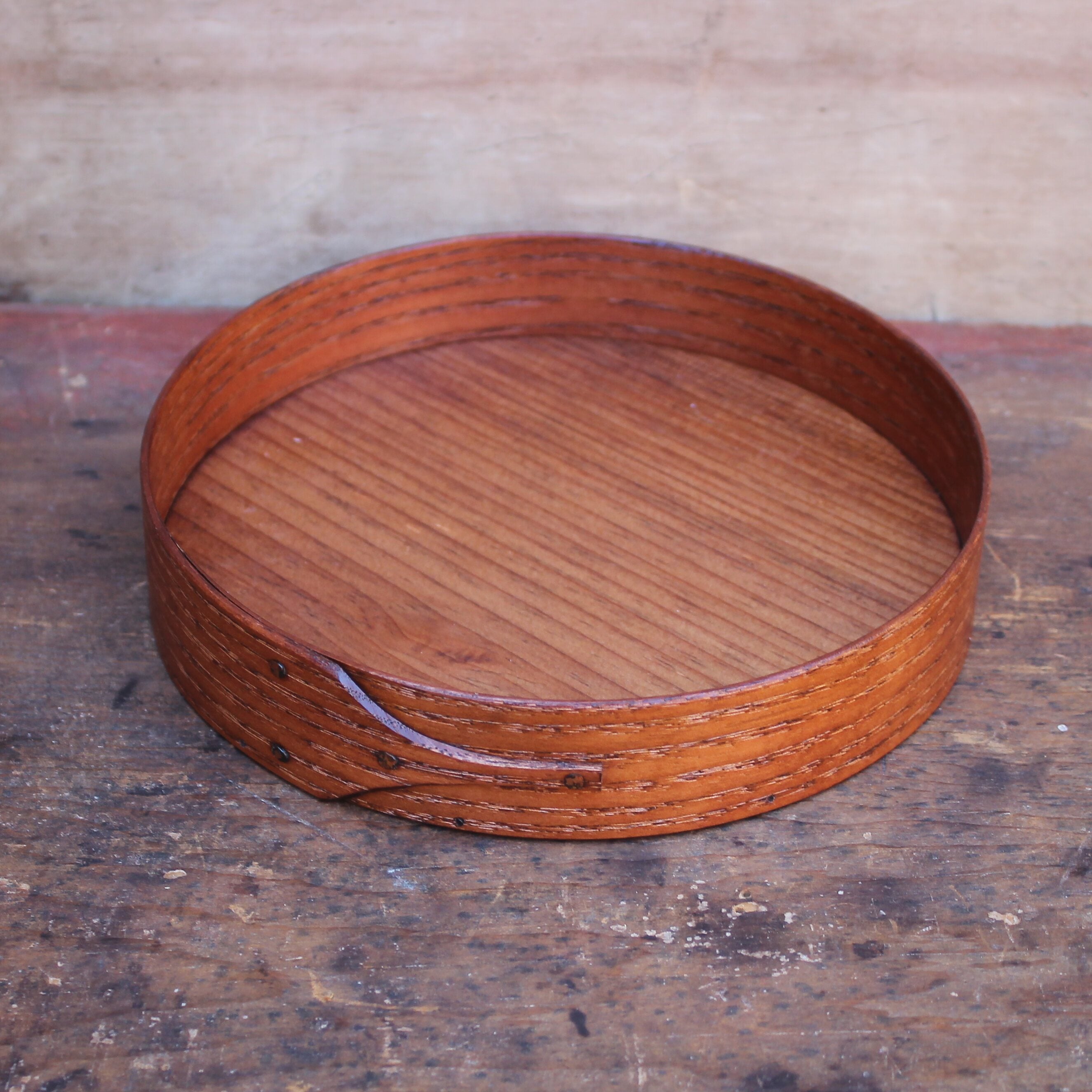 Round Stitchers Tray, Antiqued Natural Finish
