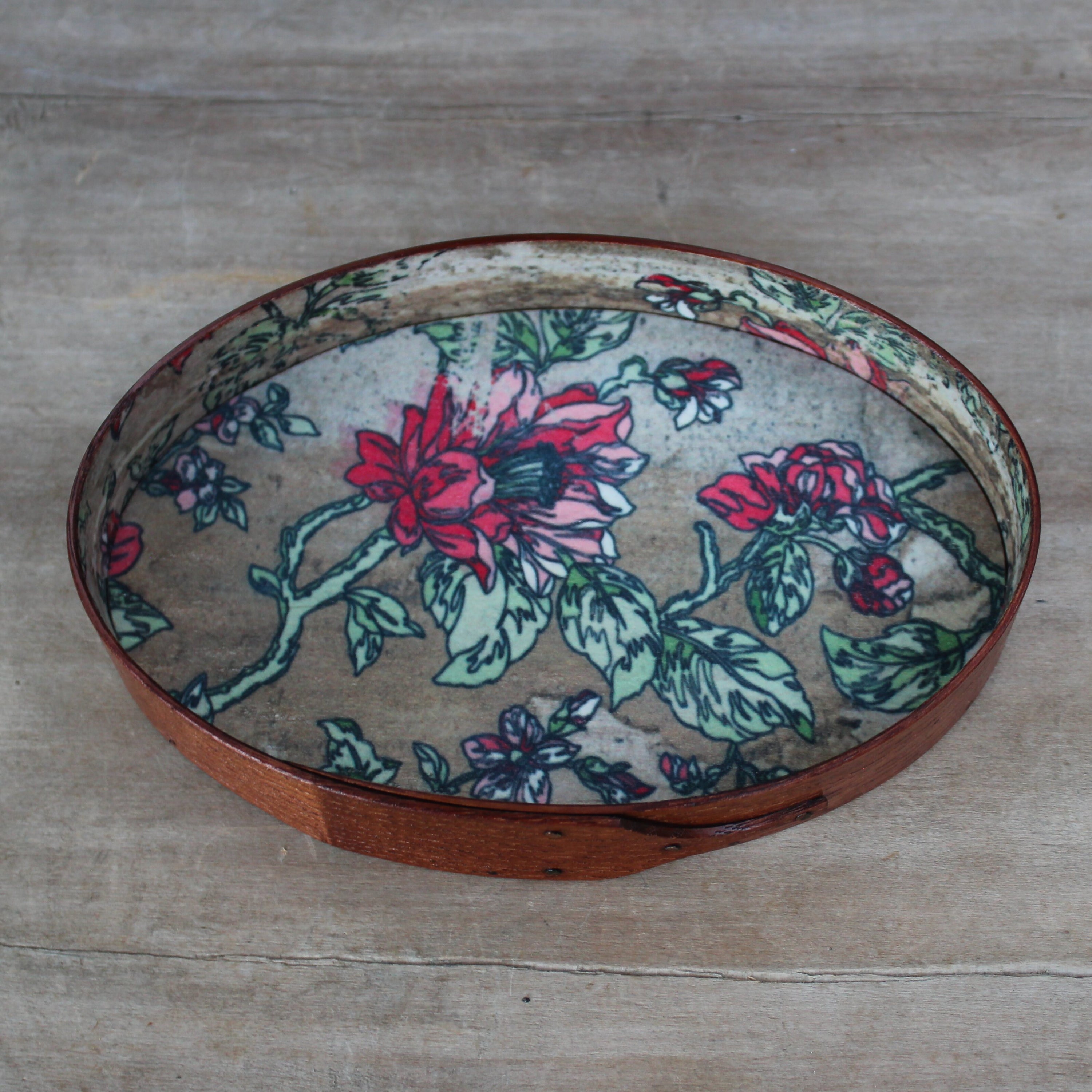 Size #3 Oval Stitchers Tray, Antiqued Natural with Red Floral Paper