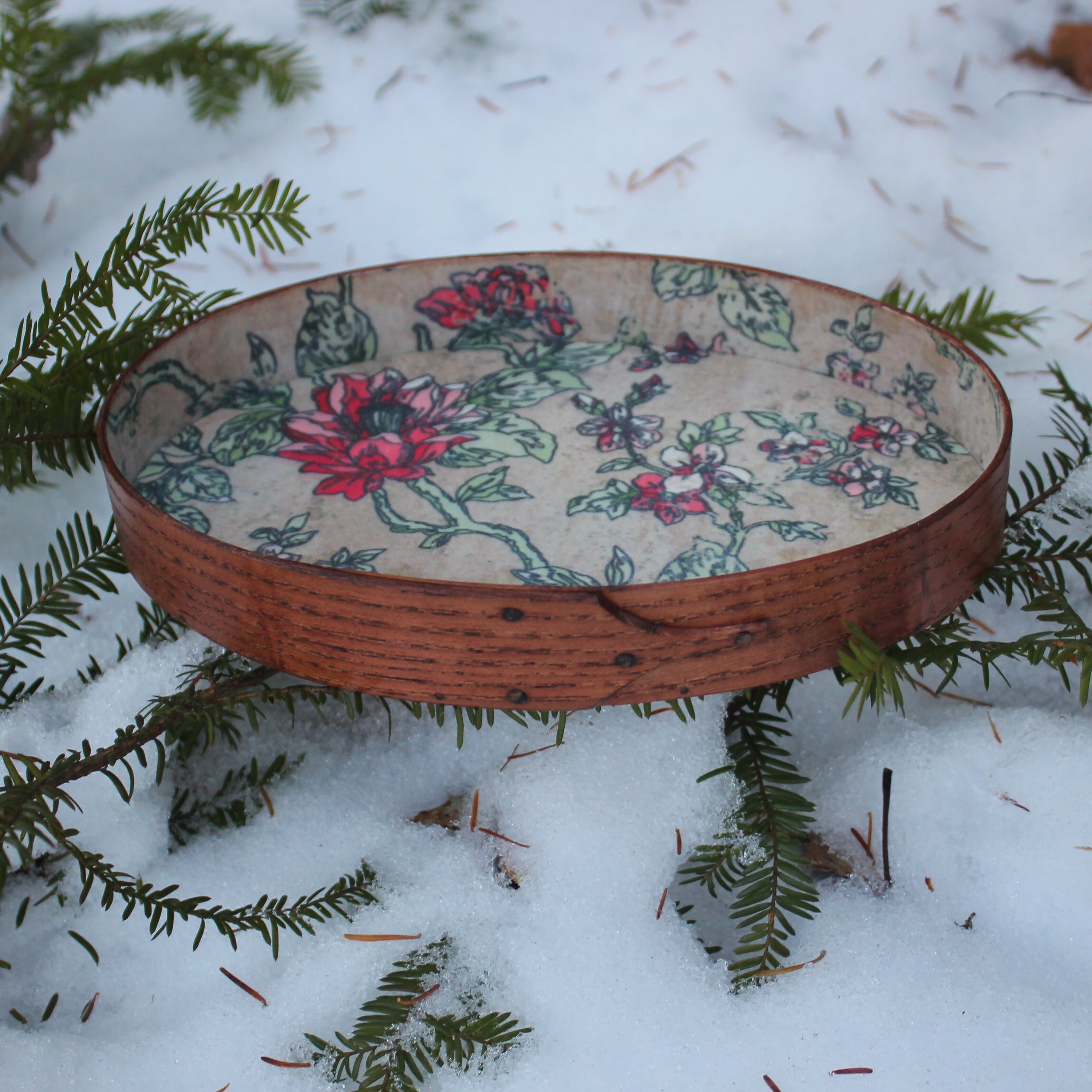 Size #4 Oval Stitchers Tray, Antiqued Natural with Red Floral Paper