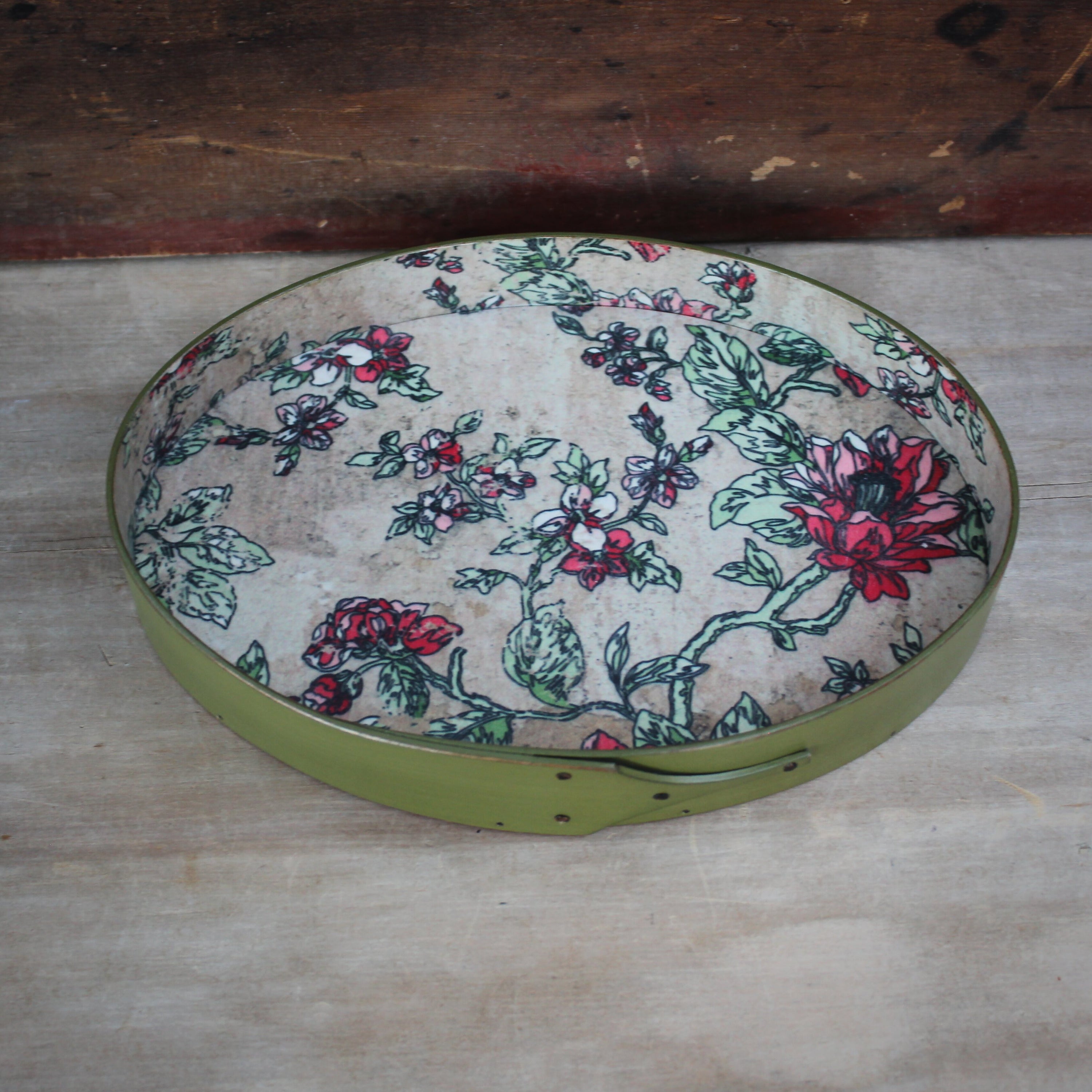 Size #5 Oval Stitchers Tray, Papered Interior, Green Milk Paint Finish