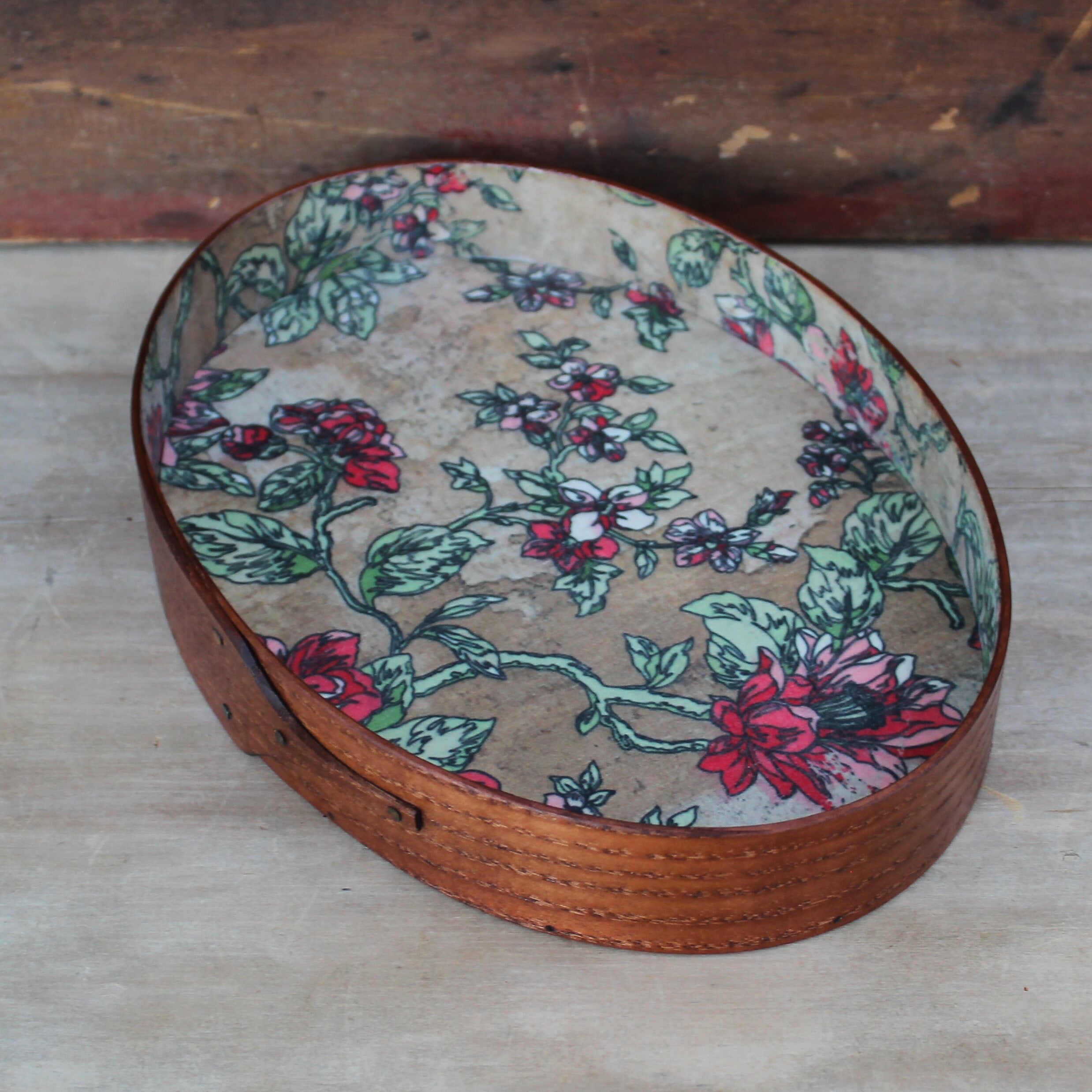Size #5 Oval Stitchers Tray, Antiqued Natural with Red Floral Paper