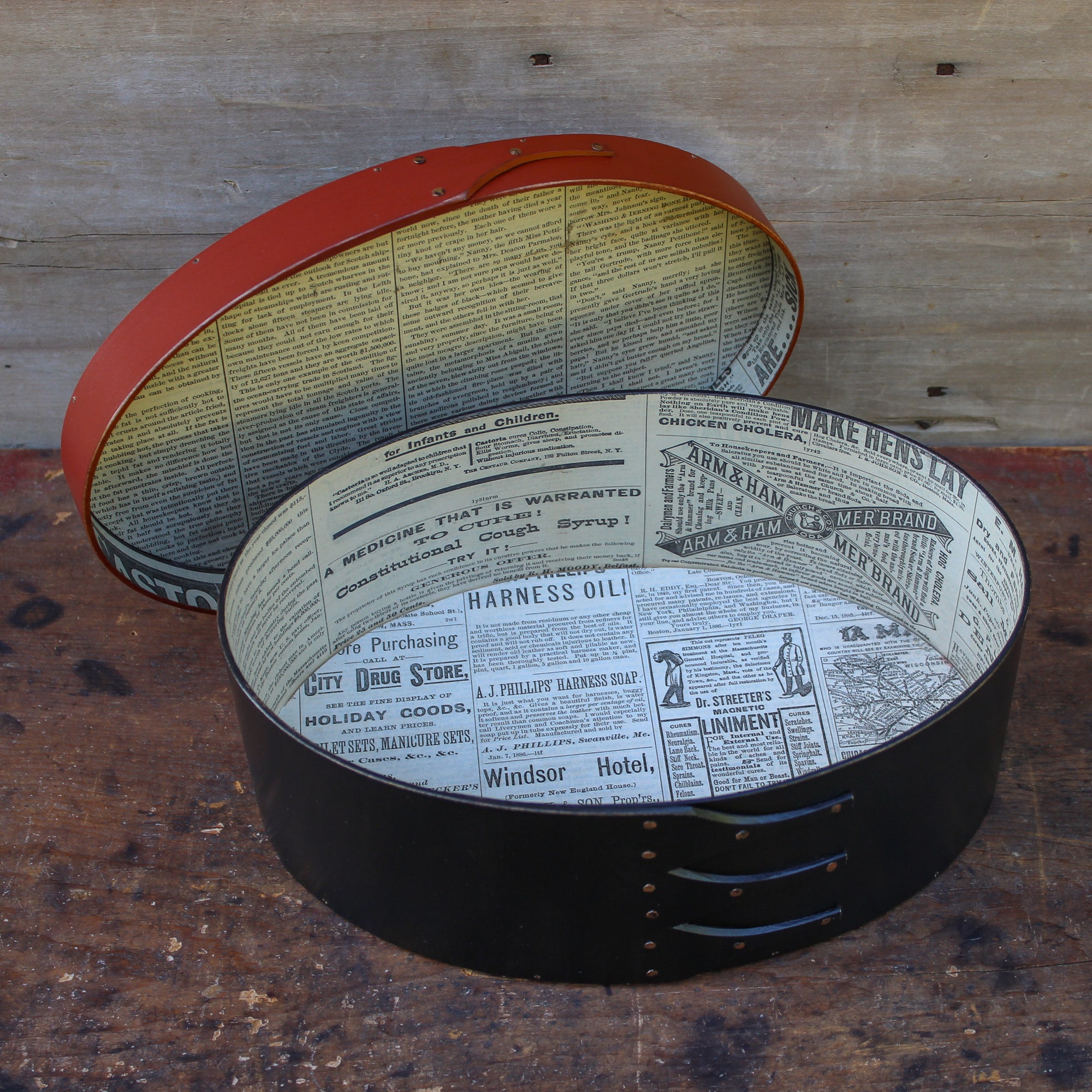 Paper-Lined Shaker Boxes