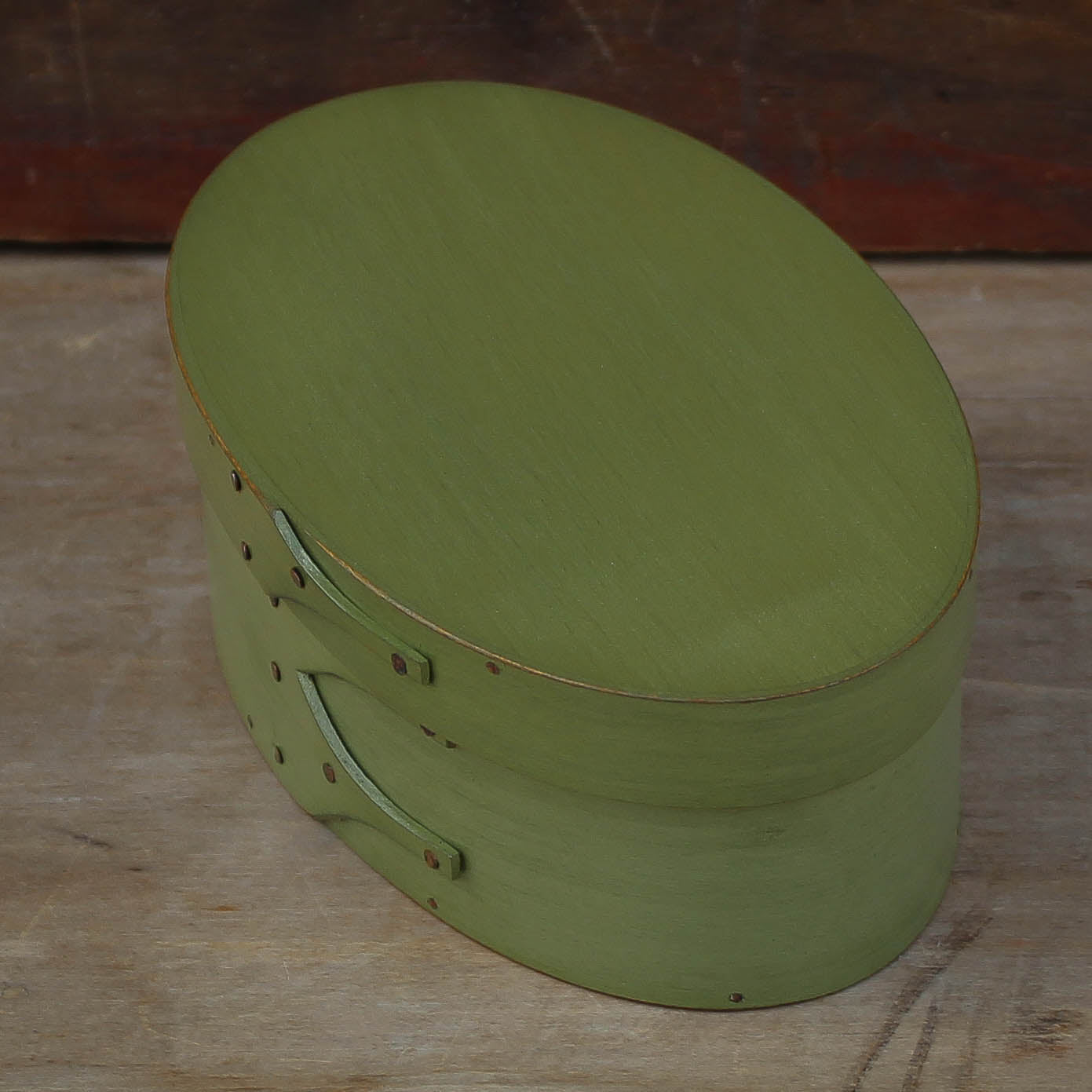 Shaker Oval Box, Size #2, LeHays Shaker Boxes, Handcrafted in Maine.  Green Milk Paint Finish, Side View
