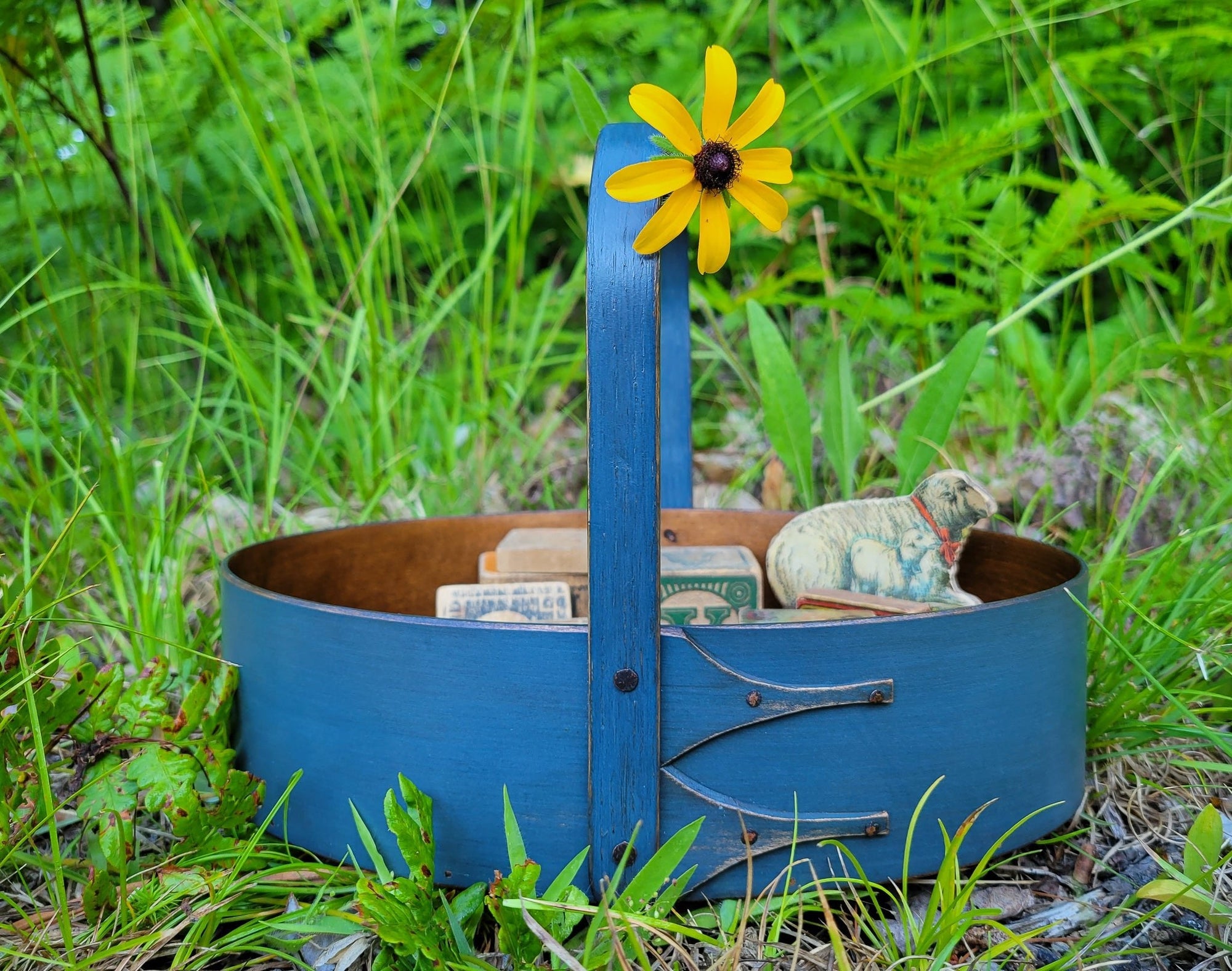 Small Shaker Style Sewing Carrier, LeHays Shaker Boxes, Handcrafted in Maine, Blue Milk Paint Finish, Shown Outdoors